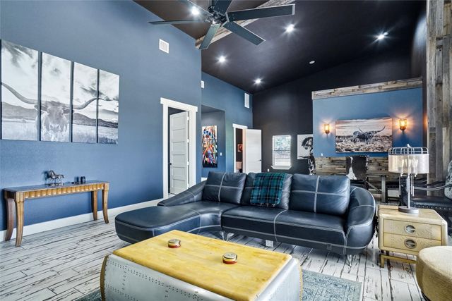 13240 Briar Road, Azle, TX 76020