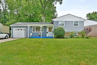 2475 Beal Street NW, Warren, OH 44485