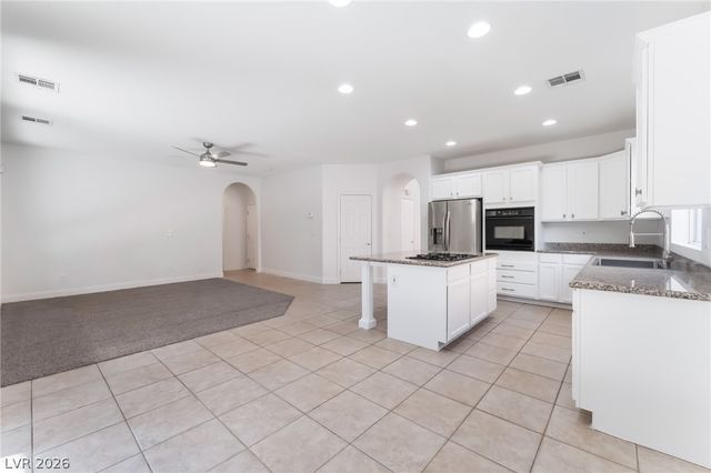 561 Tecate Valley Street, Las Vegas, NV 89138