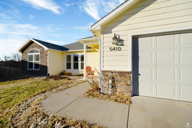 5410 Holden Court, Manhattan, KS 66503