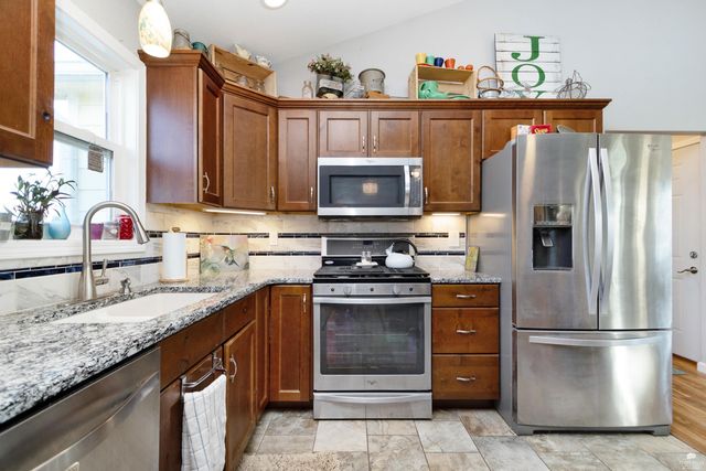 5410 Holden Court, Manhattan, KS 66503