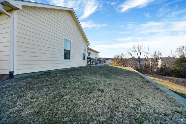 5410 Holden Court, Manhattan, KS 66503
