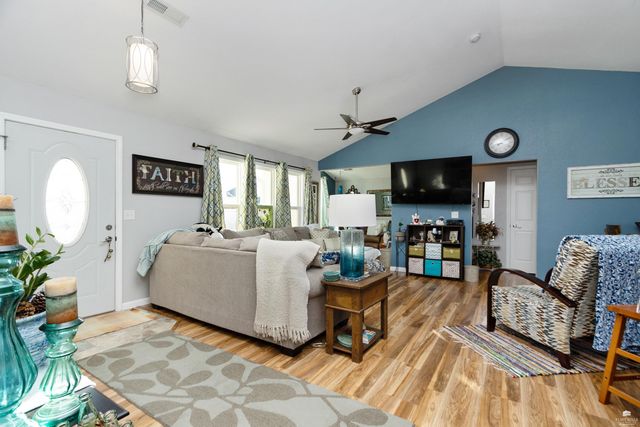 5410 Holden Court, Manhattan, KS 66503