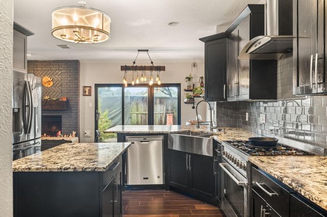 14643 S Hearthstone Green Drive, Houston, TX 77095