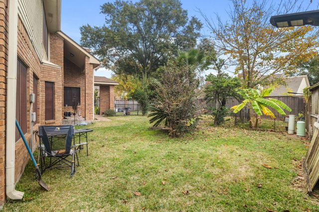 14643 S Hearthstone Green Drive, Houston, TX 77095