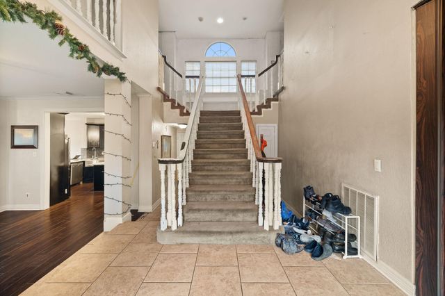 14643 S Hearthstone Green Drive, Houston, TX 77095