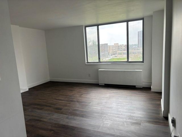 600 E 8th Street, Kansas City, MO 64106