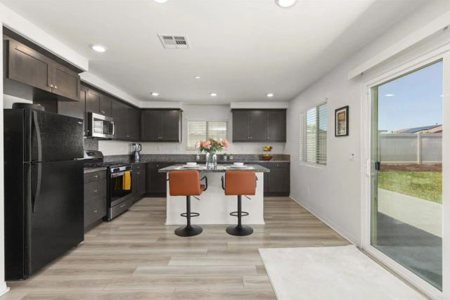 32184 Rambling Court, Winchester, CA 92596