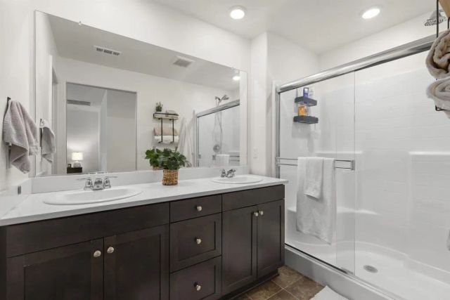 32184 Rambling Court, Winchester, CA 92596