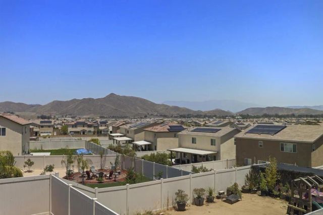32184 Rambling Court, Winchester, CA 92596