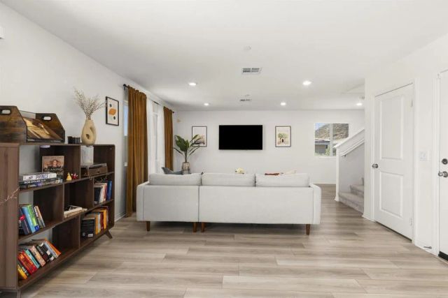 32184 Rambling Court, Winchester, CA 92596