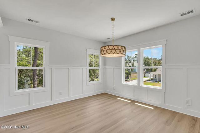 117 NE 17th Street, Oak Island, NC 28465
