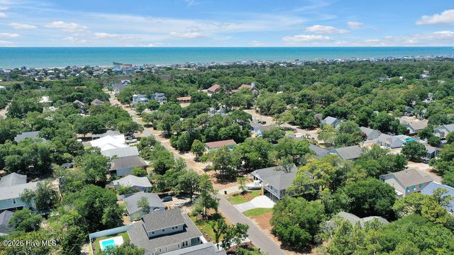 117 NE 17th Street, Oak Island, NC 28465