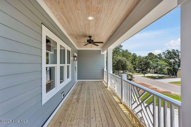 117 NE 17th Street, Oak Island, NC 28465