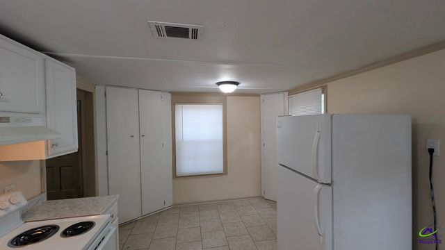 315 Arnold, Warner Robins, GA 31093