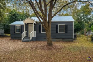 315 Arnold, Warner Robins, GA 31093