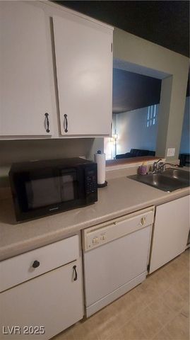 220 Mission Newport Lane 203, Las Vegas, NV 89107