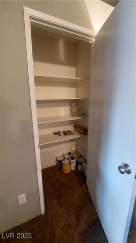 220 Mission Newport Lane 203, Las Vegas, NV 89107