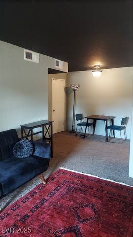 220 Mission Newport Lane 203, Las Vegas, NV 89107