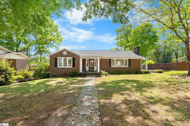 607 W Farley Avenue, Laurens, SC 29360