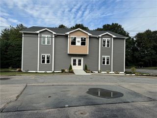 33 College Hill Road Blg 15, Warwick, RI 02886