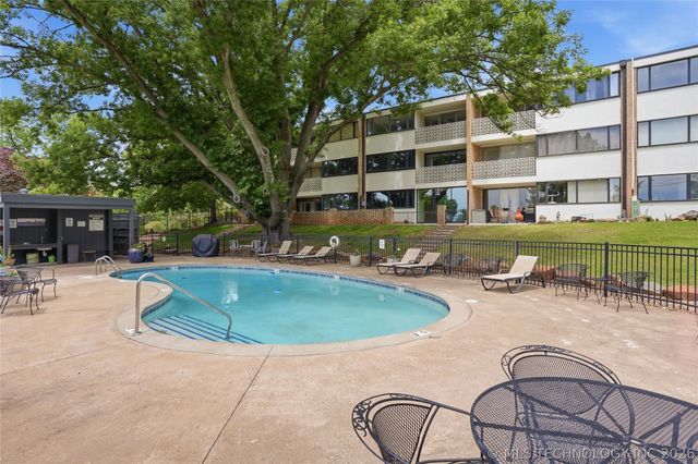 611 W 15th Street B5, Tulsa, OK 74127