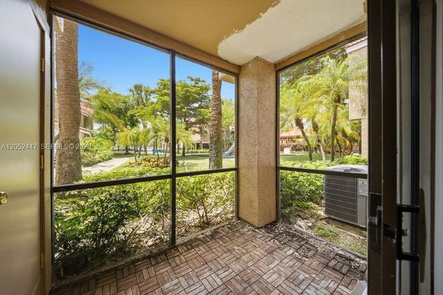15560 SW 104th Terrace 6110, Miami, FL 33196