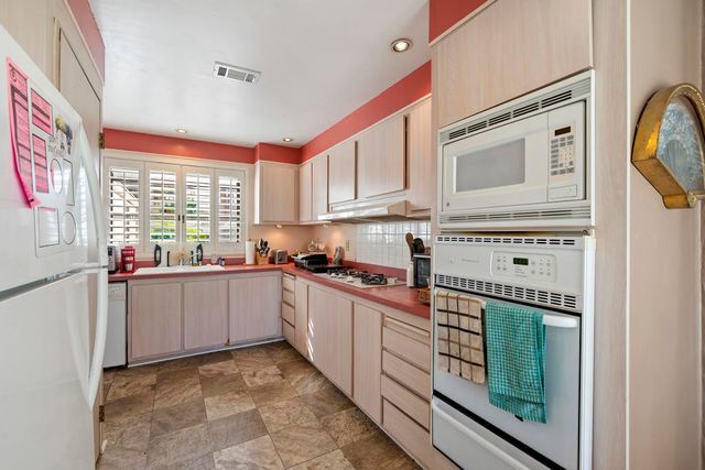 180 Orontes Way, Cathedral City, CA 92234