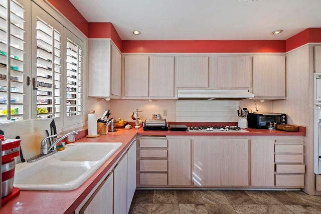 180 Orontes Way, Cathedral City, CA 92234