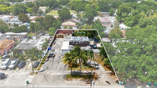 3061 NW 14th St, Miami, FL 33125