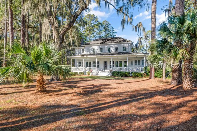 50 Hawthorne Rd, Bluffton, SC 29910