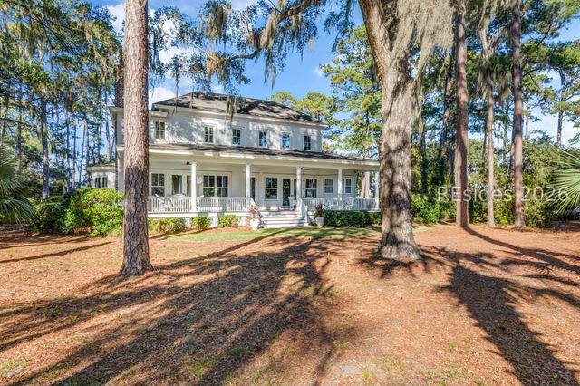 50 Hawthorne Rd, Bluffton, SC 29910