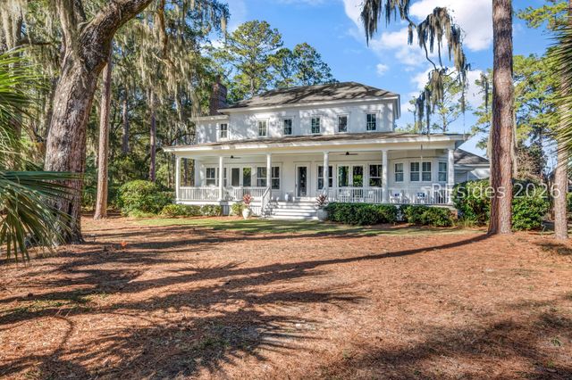 50 Hawthorne Rd, Bluffton, SC 29910