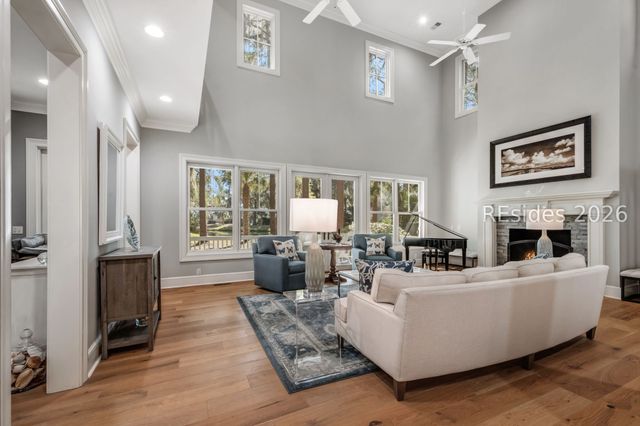 50 Hawthorne Rd, Bluffton, SC 29910