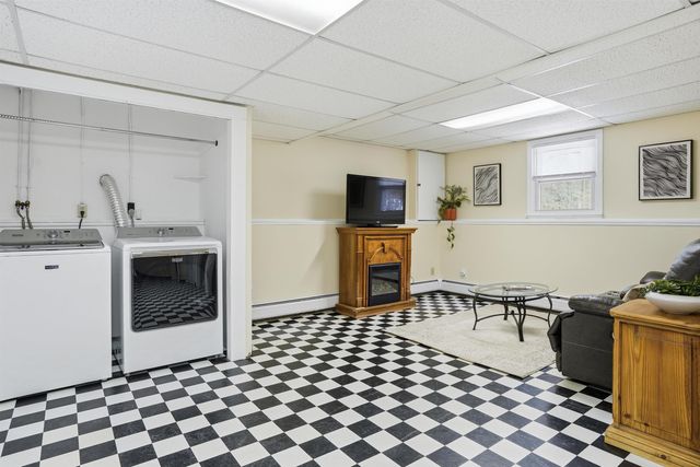 89 Moose Club Park Road, Goffstown, NH 03045