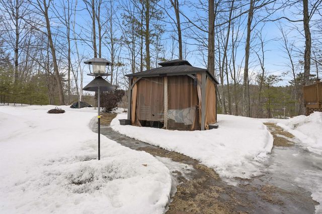 89 Moose Club Park Road, Goffstown, NH 03045