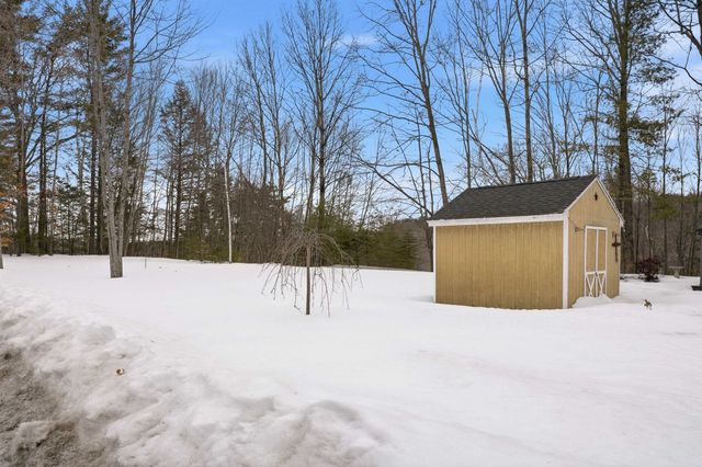 89 Moose Club Park Road, Goffstown, NH 03045