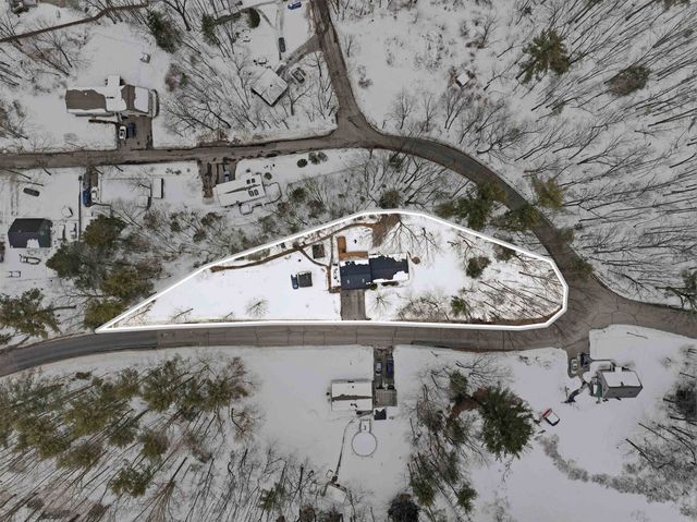 89 Moose Club Park Road, Goffstown, NH 03045