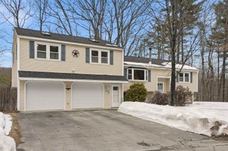 89 Moose Club Park Road, Goffstown, NH 03045