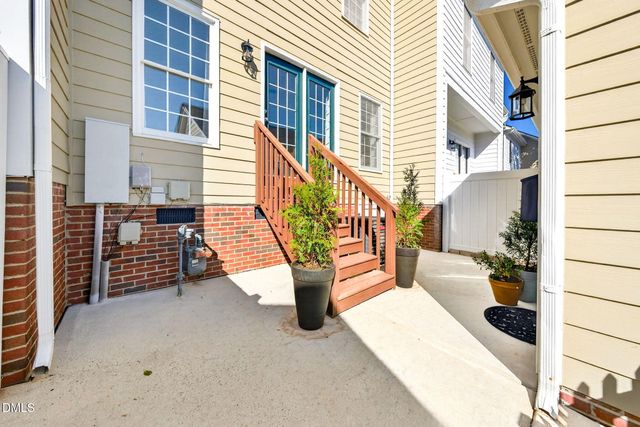 204 Madison Grove Place, Cary, NC 27519