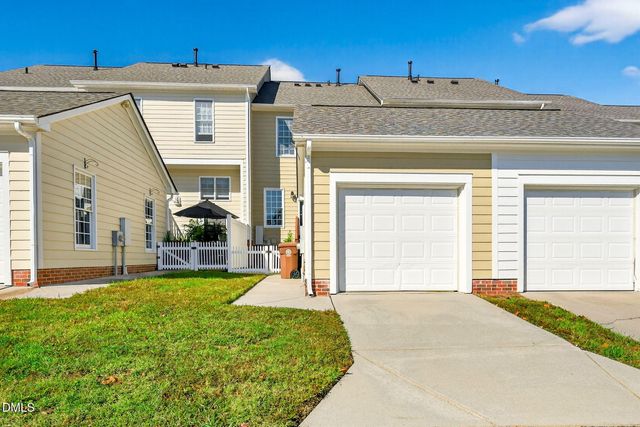 204 Madison Grove Place, Cary, NC 27519