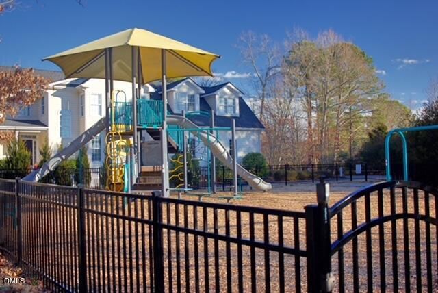 204 Madison Grove Place, Cary, NC 27519