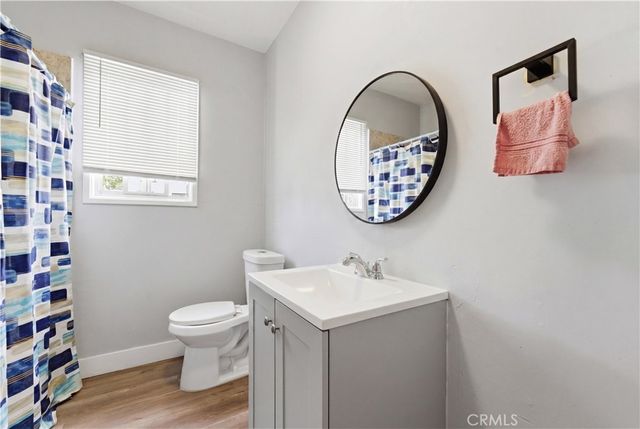 525 N Kenmore Avenue, Los Angeles, CA 90004