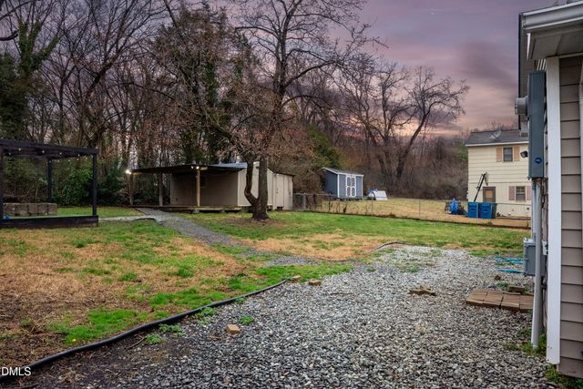 4907 S Singing Woods Place, Durham, NC 27712