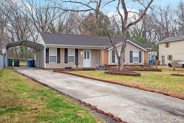 4907 S Singing Woods Place, Durham, NC 27712