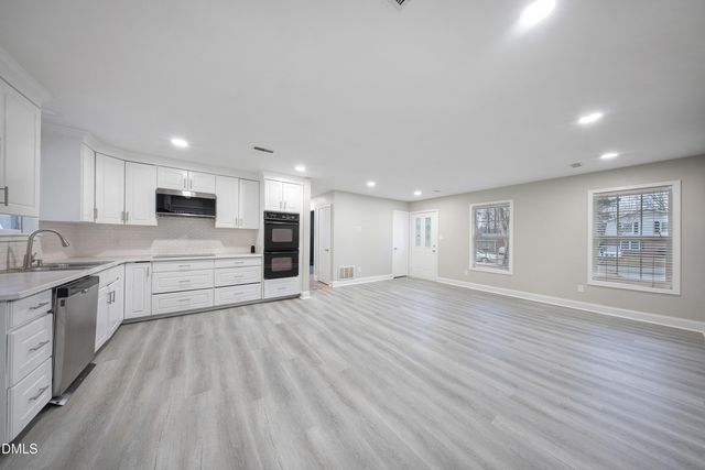 4907 S Singing Woods Place, Durham, NC 27712