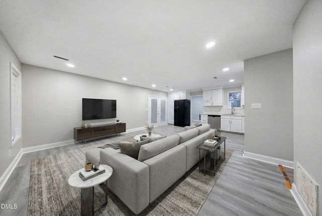 4907 S Singing Woods Place, Durham, NC 27712