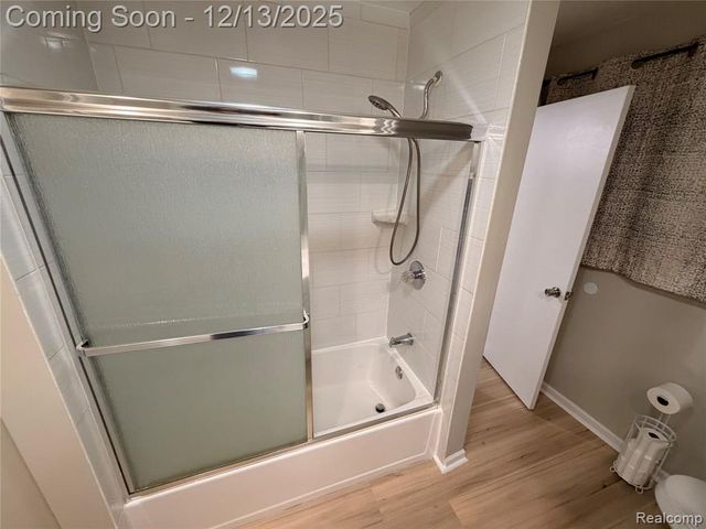 2051 Newell Drive, Sterling Heights, MI 48310