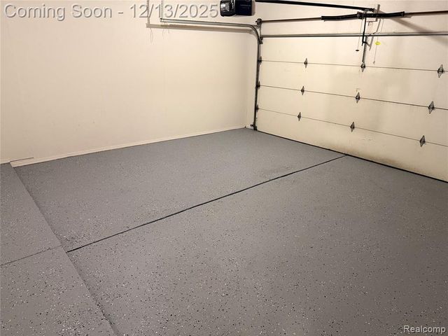 2051 Newell Drive, Sterling Heights, MI 48310