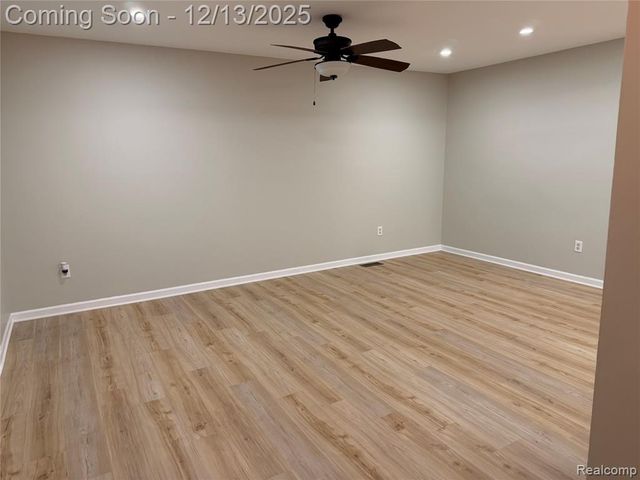 2051 Newell Drive, Sterling Heights, MI 48310